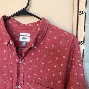 Old Navy Men’s Casual Button-Up Shirt